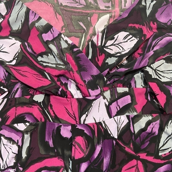 Dressbarn Women’s Maxi Blouse Purple Pink Floral Plus Size 1X - Picture 9 of 10